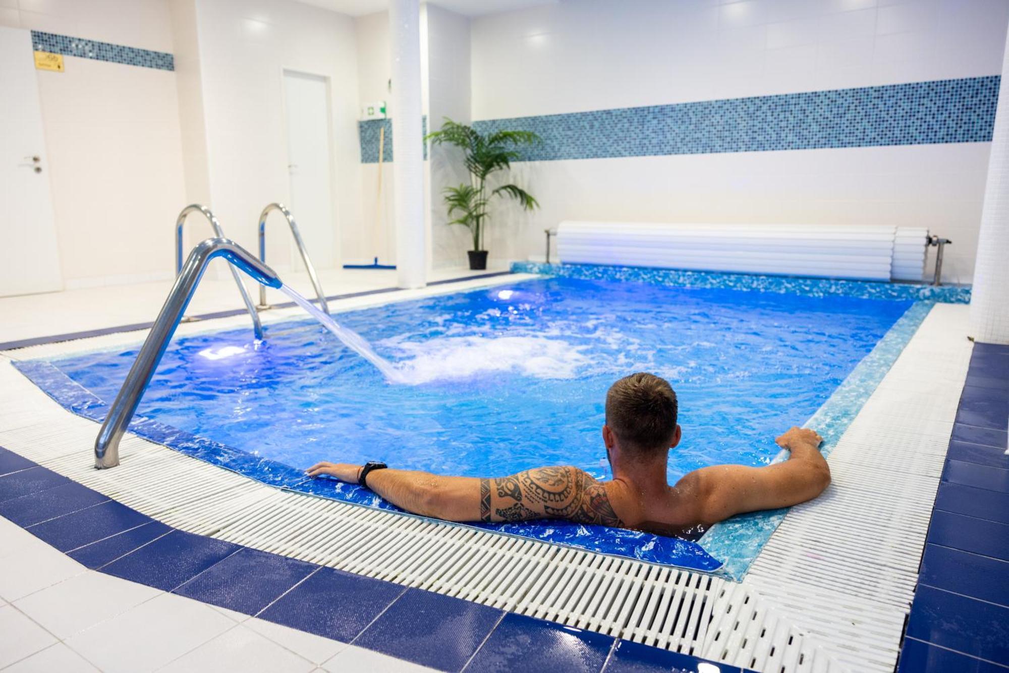 Pytloun Wellness Hotel Hasistejn Místo Екстериор снимка