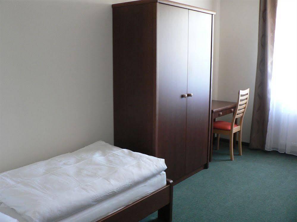 Pytloun Wellness Hotel Hasistejn Místo Екстериор снимка